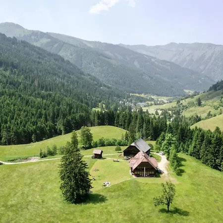 Апартаменты Schaffergut